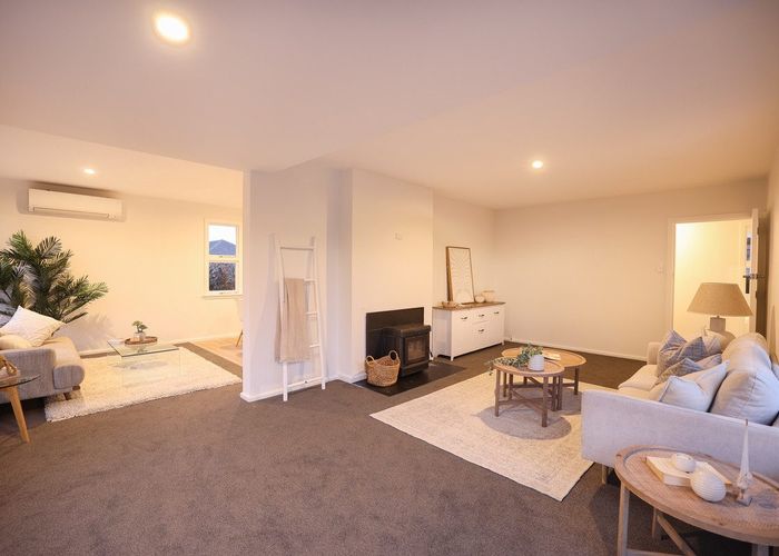 at 5 Glenora Place, Hornby, Christchurch