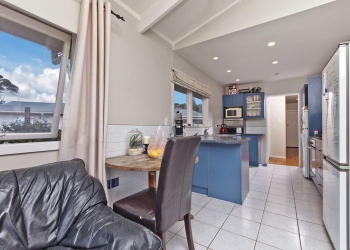  at 74 Eskdale Road, Birkdale, North Shore City, Auckland