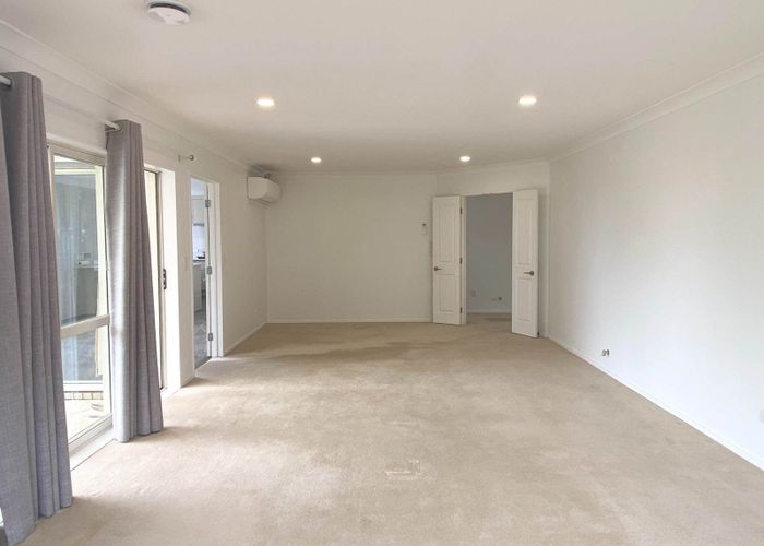  at 7 Moy Place, East Tamaki Heights, Manukau City, Auckland