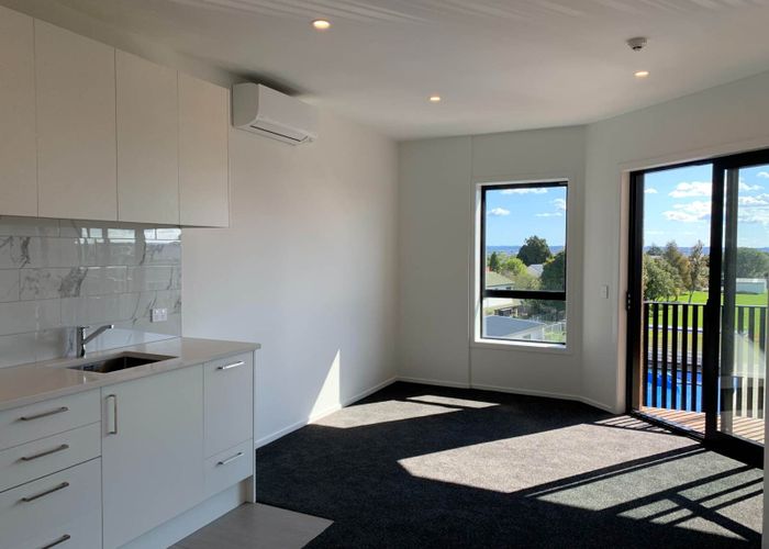  at 210/1B Oakley Avenue, Waterview, Auckland City, Auckland