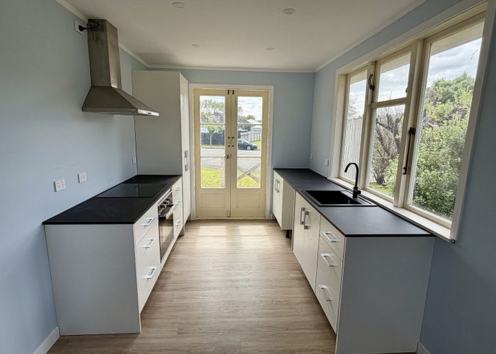  at 6 Ayr Place, Hokowhitu, Palmerston North, Manawatu / Whanganui