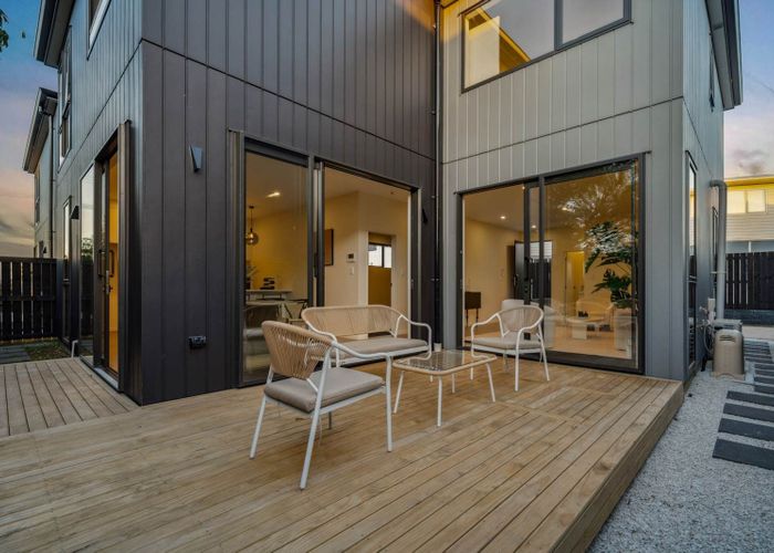  at 78D Seaview Road, Glenfield, North Shore City, Auckland