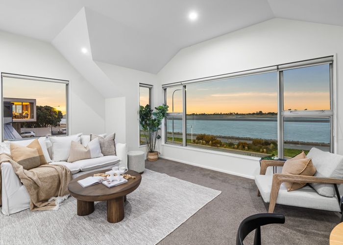  at 2/59 Beachville Road, Redcliffs, Christchurch City, Canterbury