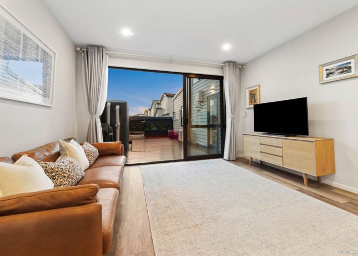  at 30 Waterlily Street, Hobsonville, Waitakere City, Auckland