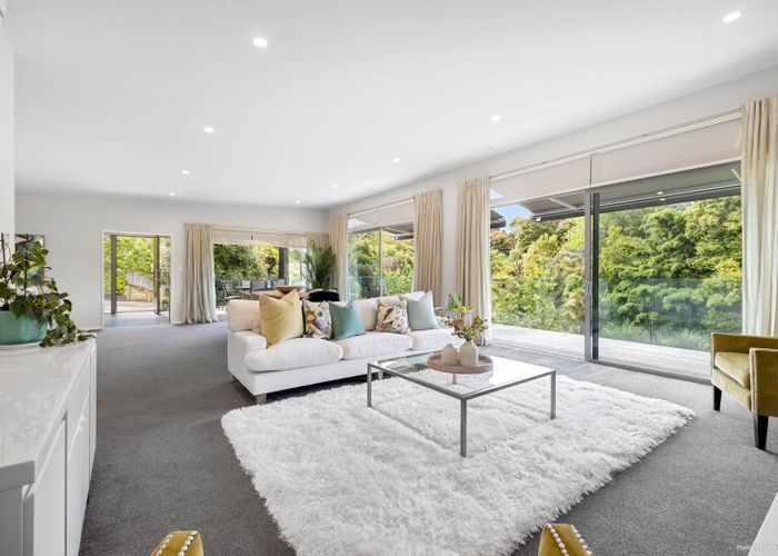  at 34 Montgomery Crescent, Cockle Bay, Auckland