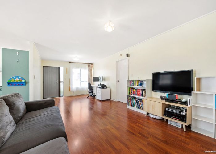  at 128A Lynwood Road, New Lynn, Auckland