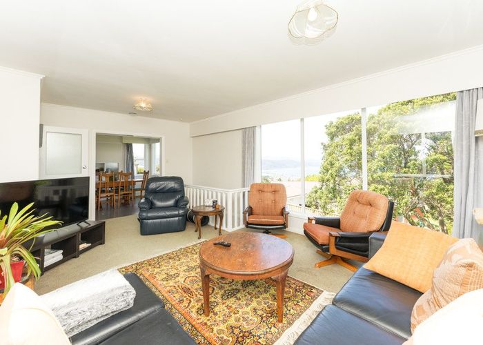  at 33 Oakleigh Street, Maungaraki, Lower Hutt