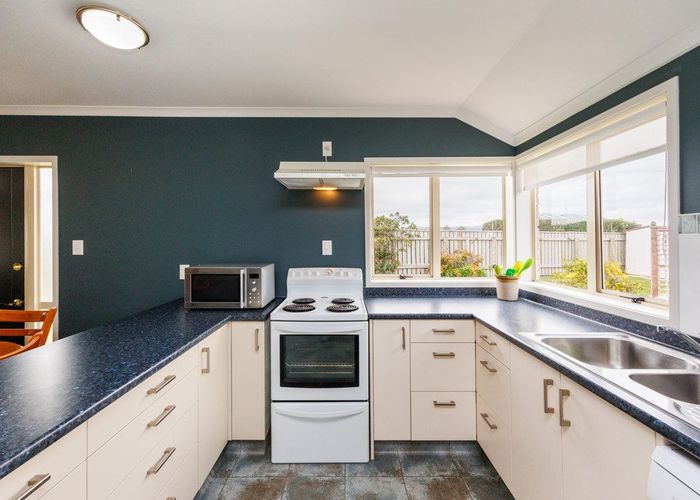  at 9 Foxtail Fern, Kelvin Grove, Palmerston North