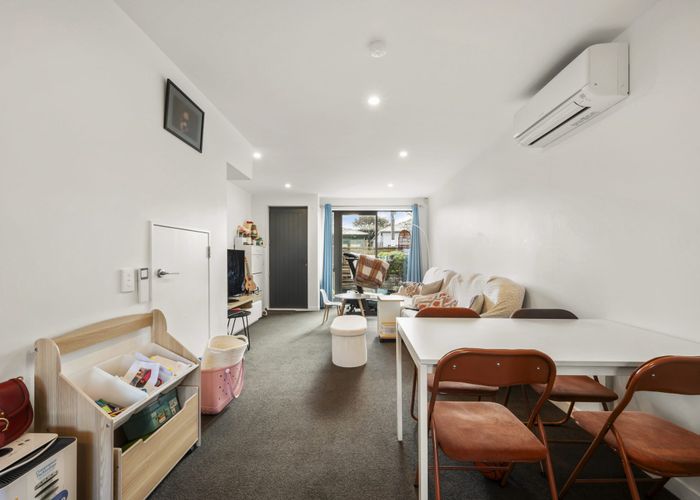  at 8/24 Princess Terrace, Newtown, Wellington, Wellington