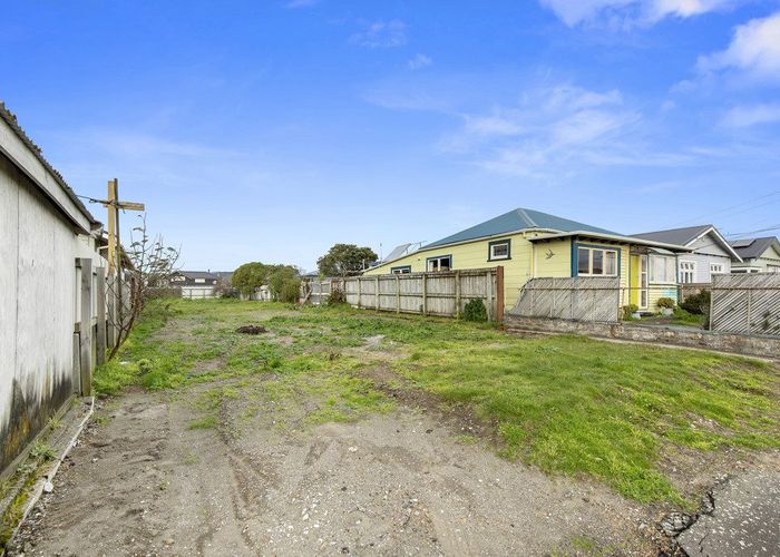  at 12 Bolton Street, Petone, Lower Hutt, Wellington