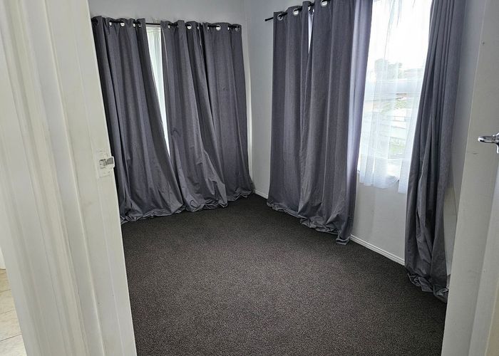  at 8/87 Wallace Road, Papatoetoe, Auckland
