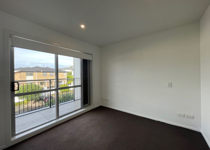  at A10/60 Masons Road, Albany, North Shore City, Auckland