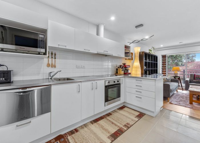  at A14/71 Spencer Road, Oteha, North Shore City, Auckland