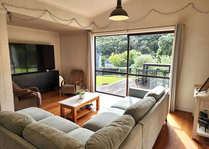 at 32 Power Road, Karoro, Grey, West Coast