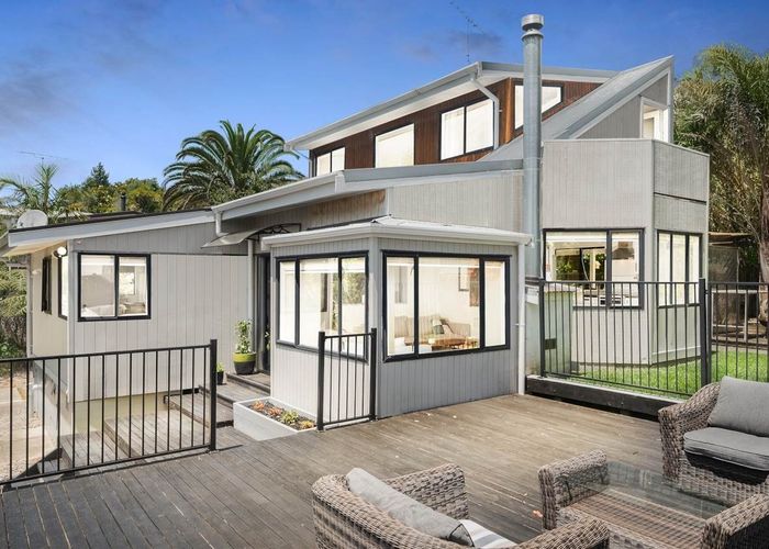  at 1/18 D'oyly Drive, Stanmore Bay, Whangaparāoa