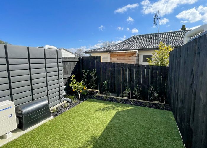  at 5/3 Fairedale, Birkdale, North Shore City, Auckland