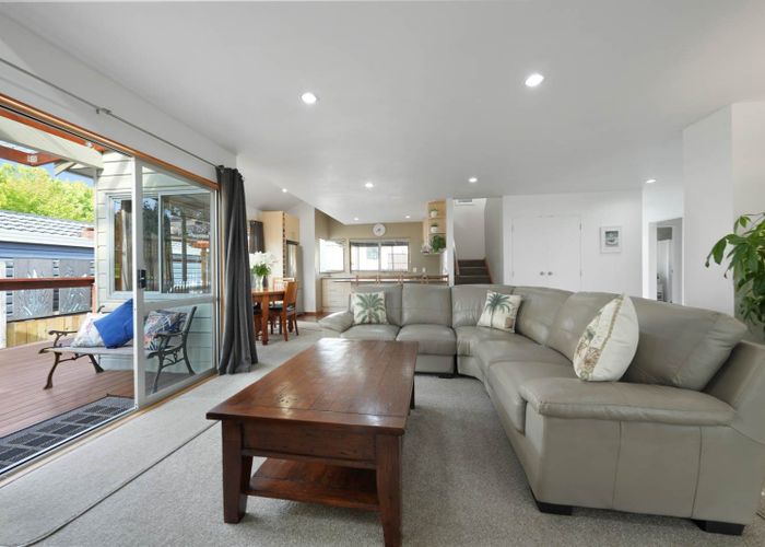  at 3 Sailfish Drive, West Harbour, Waitakere City, Auckland