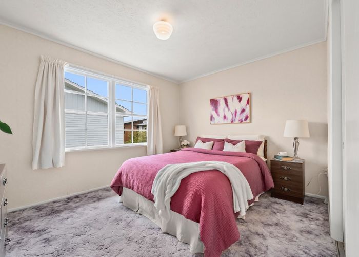  at Flat 6/95 Whites Line East, Waiwhetu, Lower Hutt, Wellington