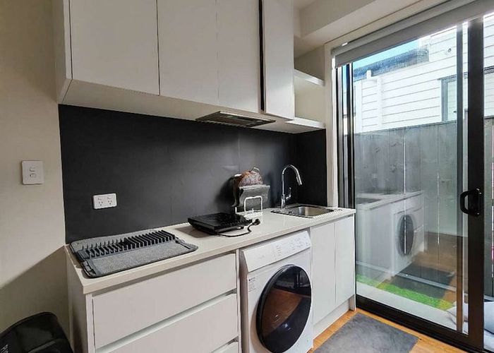  at 7 Meadowridge Drive, Flat Bush, Manukau City, Auckland