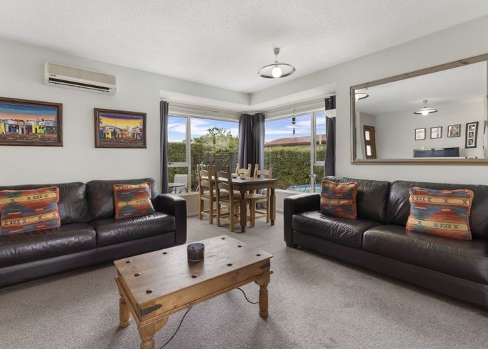  at 2/14 Kinross Street, Hei Hei, Christchurch