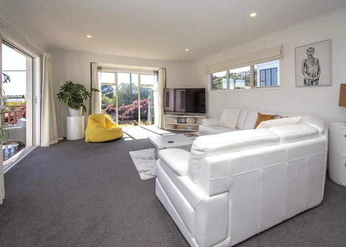  at 82 McCormacks Bay Road, Mount Pleasant, Christchurch City, Canterbury
