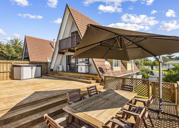  at 5A William Street, Waikanae Beach, Waikanae