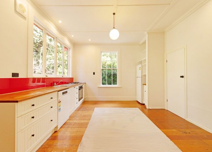  at 13 Cave Road, Houghton Bay, Wellington