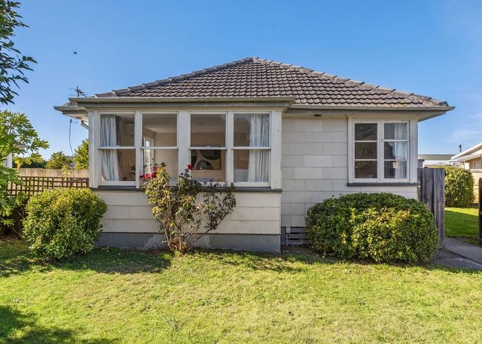  at 2A Dickson Crescent, Hornby, Christchurch