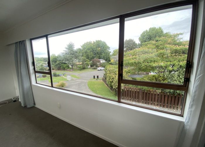  at 2/27 Islington Place, Tamatea, Napier