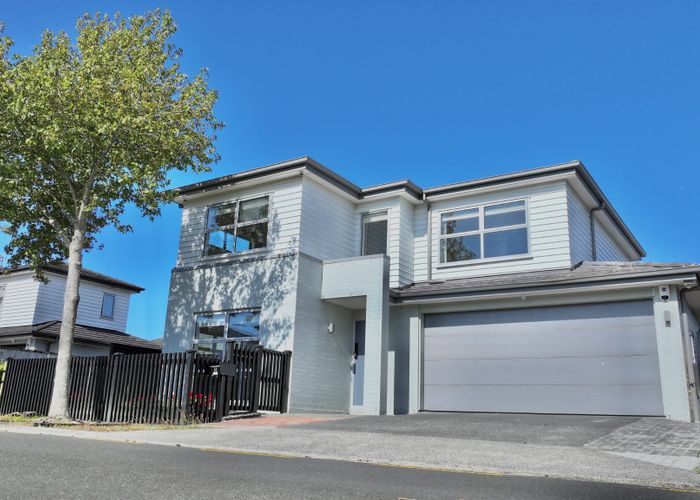  at 14 Reno Way, Flat Bush, Auckland