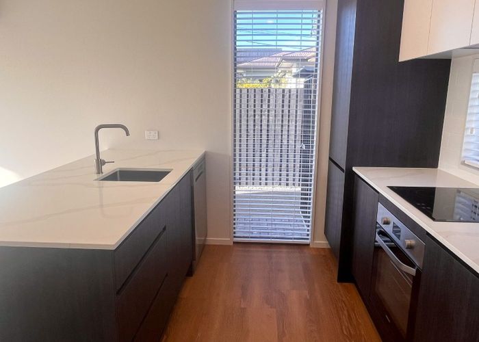  at 2/44 Shirley Road, Shirley, Christchurch City, Canterbury