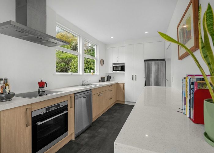  at 2/4 Gill Road, Eastbourne, Lower Hutt, Wellington