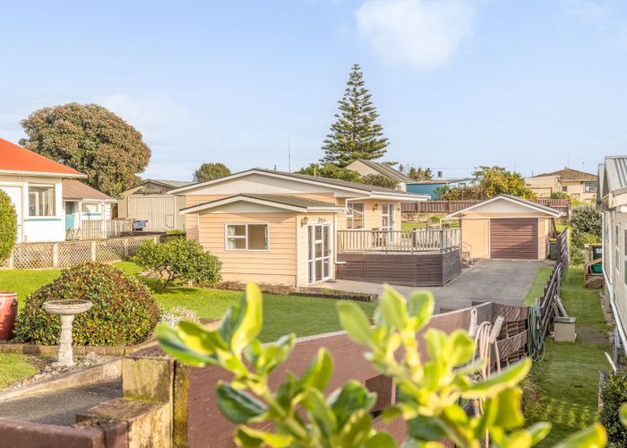  at 31 Gawler Street, Te Horo Beach