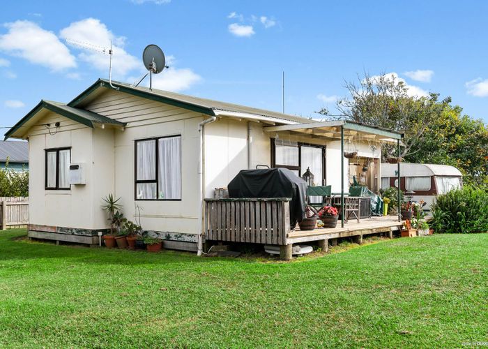  at 62 Mclarin Road, Waiuku