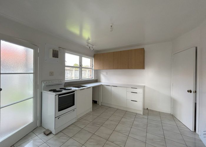  at 56 Albert Street, Hamilton East, Hamilton
