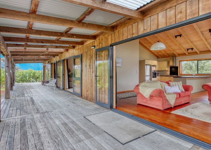  at 102 Atkin Road, Kaiwaka