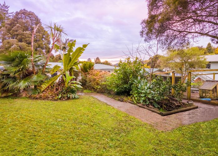  at 371 Huia Road, Titirangi, Auckland