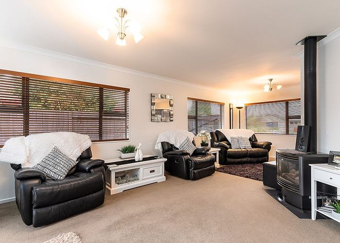  at 12 Branigan Parade, Kelvin Grove, Palmerston North