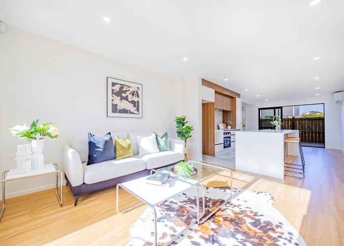  at 56 Adamson Road, Flat Bush, Manukau City, Auckland