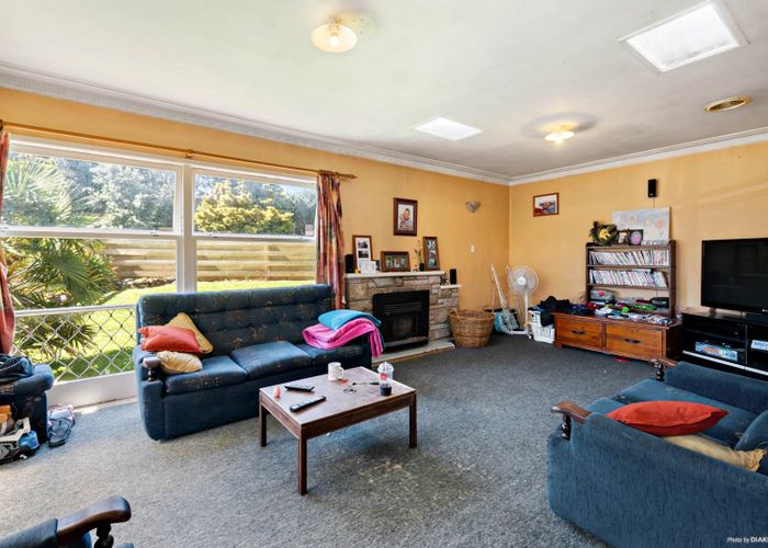  at 6 Lawrence Crescent, Hillpark, Auckland