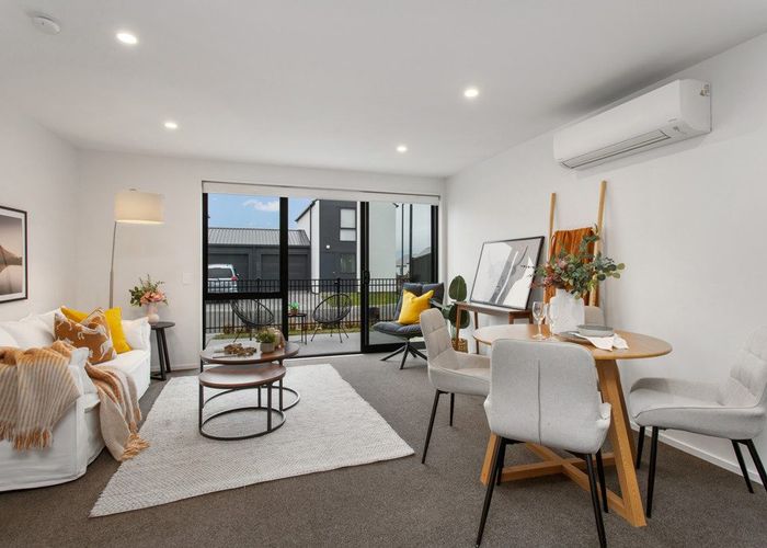  at 8 Wheatsheaf Lane, Heathcote Valley, Christchurch