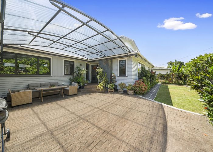  at 16 Hamilton Road, Papatoetoe, Manukau City, Auckland