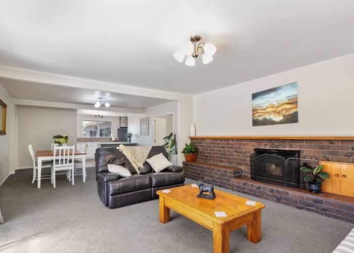 at 203 West Bush Road, Upper Plain, Masterton