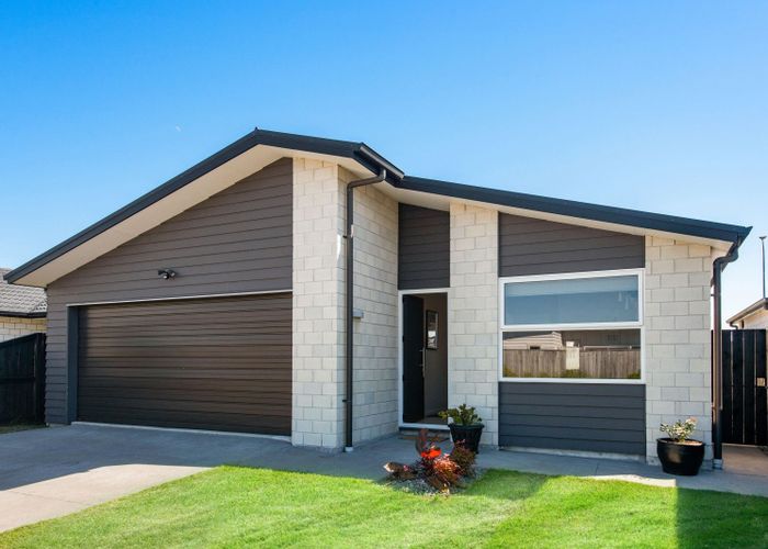  at 16 Te Hare Piahana Way, Papamoa Beach, Tauranga, Bay Of Plenty