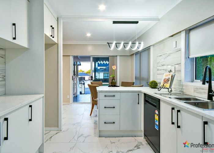  at 27 Thompson Terrace, Manurewa, Manukau City, Auckland