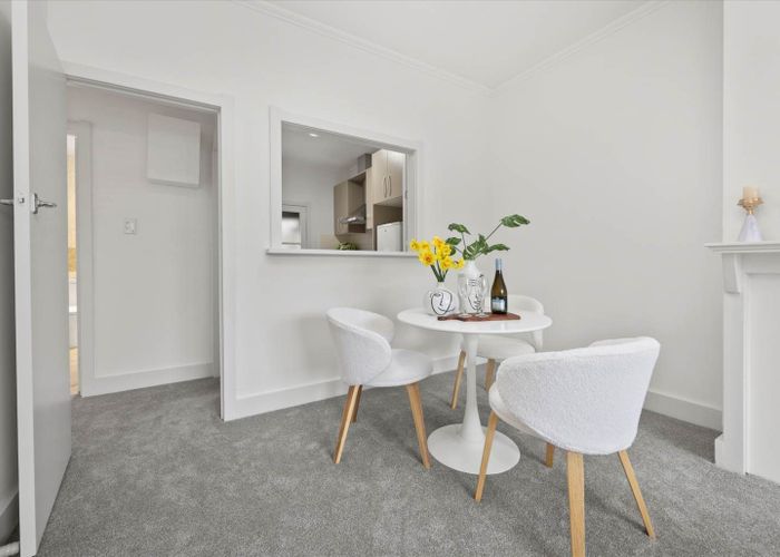  at 4B Momona Road, Greenlane, Auckland City, Auckland