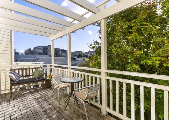  at 3/10 Colombo Street, Newtown, Wellington