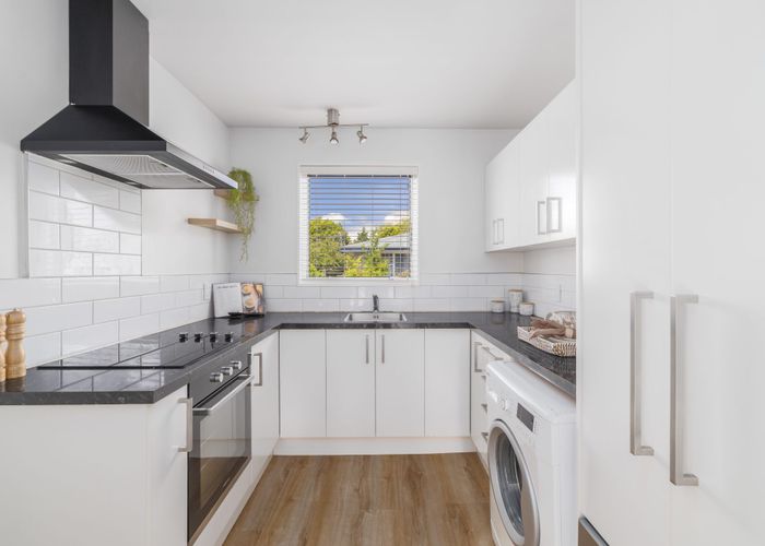  at 1/17 Geraldine Street, Edgeware, Christchurch City, Canterbury