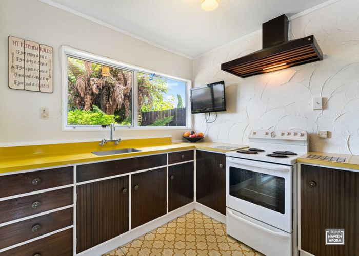  at 2/23 Berwyn Avenue, Takanini, Papakura, Auckland