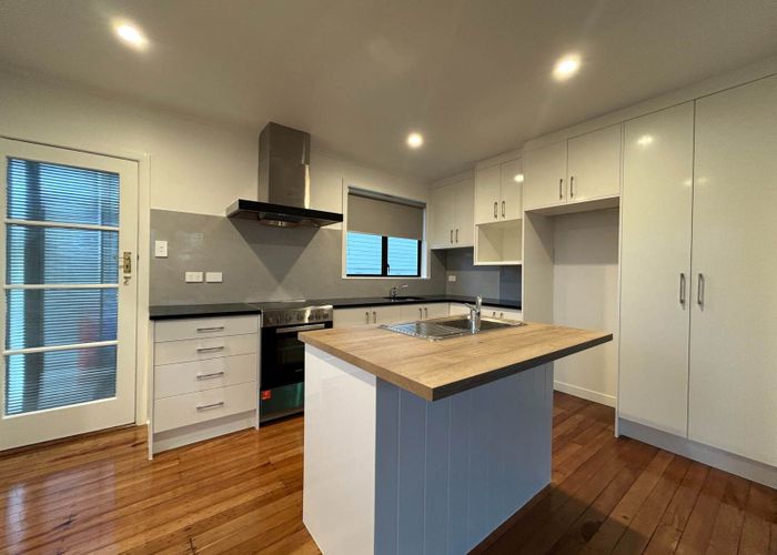  at 172b Hibiscus Coast Highway, Red Beach, Rodney, Auckland